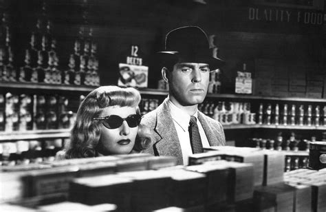 Double Indemnity: Un thriller captivant aux rebondissements fulgurants !