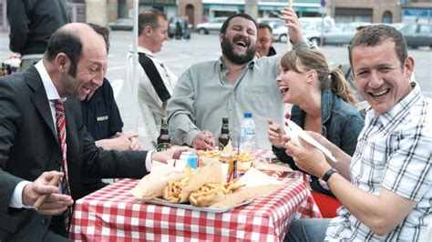 Le Grand Déjeuner! Un film français précurseur du cinéma comique et social.